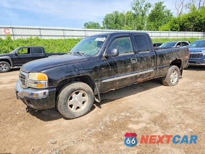 2004 GMC NEW SIERRA K1500 2GTEK19T741388597 - główne zdjęcie licytacji z USA - miniatura