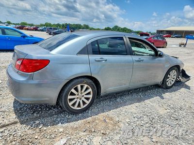Trzecie zdjęcie samochodu z tyłu: 2010 CHRYSLER SEBRING LIMITED VIN:1C3CC5FB3AN231073 - miniatura