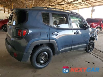 Trzecie zdjęcie samochodu z tyłu: 2023 JEEP RENEGADE LATITUDE VIN:ZACNJDB1XPPP67985 - miniatura