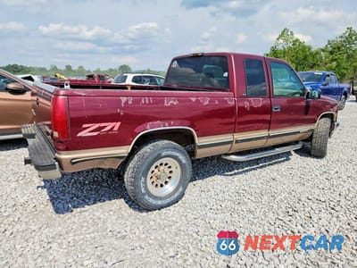 Trzecie zdjęcie samochodu z tyłu: 1996 GMC SIERRA K1500 VIN:2GTEK19R7T1500138 - miniatura