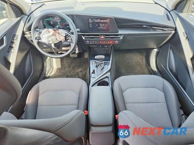 Zdjęcie 8 z 13 samochodu: 2026 KIA NIRO LX VIN:KNDCP3LE8T5328257 - miniatura