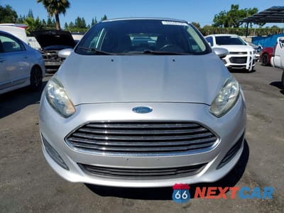 Piąte zdjęcie samochodu w środku: 2014 FORD FIESTA SE VIN:3FADP4EJ3EM203769 - miniatura