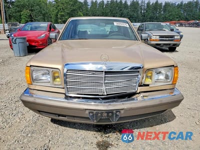 Piąte zdjęcie samochodu w środku: 1985 MERCEDES-BENZ 300 SD VIN:WDBCB20C1FA186498 - miniatura