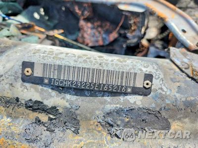 Zdjęcie 12 z 12 samochodu: 2005 CHEVROLET SILVERADO K2500 HEAVY DUTY VIN:1GCHK29225E165216 - miniatura