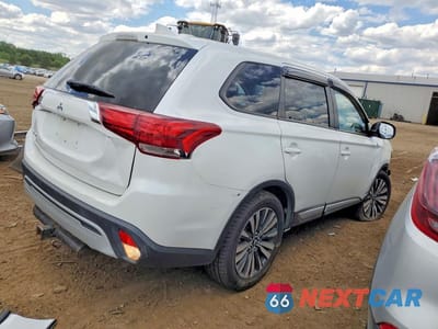 Trzecie zdjęcie samochodu z tyłu: 2020 MITSUBISHI OUTLANDER ES VIN:JA4AD2A39LZ007262 - miniatura