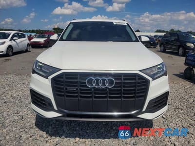 Piąte zdjęcie samochodu w środku: 2021 AUDI Q7 PREMIUM PLUS VIN:WA1LXAF75MD017081 - miniatura
