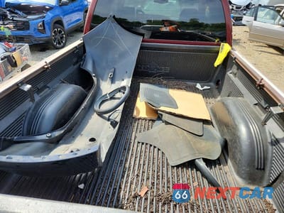 Zdjęcie 10 z 12 samochodu: 2001 CHEVROLET SILVERADO K1500 VIN:1GCEK19T11E187918 - miniatura