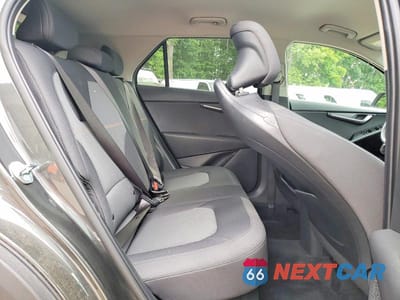 Zdjęcie 11 z 13 samochodu: 2026 KIA NIRO LX VIN:KNDCP3LE1T5340332 - miniatura