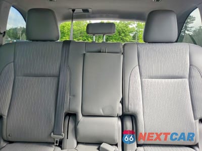 Zdjęcie 10 z 14 samochodu: 2016 TOYOTA HIGHLANDER LE PLUS VIN:5TDBKRFHXGS336685 - miniatura