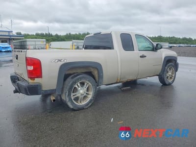 Trzecie zdjęcie samochodu z tyłu: 2008 CHEVROLET SILVERADO K1500 VIN:1GCEK19C78E114370 - miniatura
