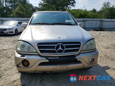 Piąte zdjęcie samochodu w środku: 2002 MERCEDES-BENZ ML 500 VIN:4JGAB75E42A359081 - miniatura