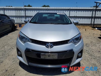 Piąte zdjęcie samochodu w środku: 2014 TOYOTA COROLLA S PLUS VIN:5YFBURHE2EP021043 - miniatura