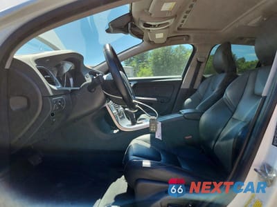 Zdjęcie 7 z 13 samochodu: 2017 VOLVO V60 CROSS COUNTRY PREMIER VIN:YV440MWK2H1039743 - miniatura