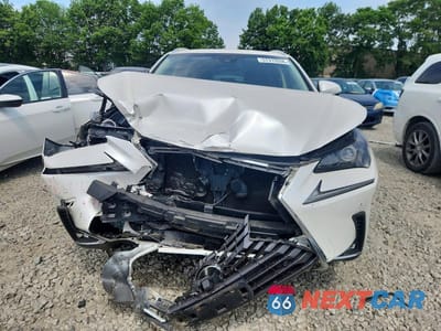 Piąte zdjęcie samochodu w środku: 2018 LEXUS NX 300 BASE VIN:JTJBARBZ8J2165674 - miniatura