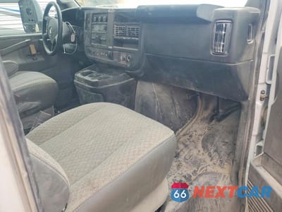Zdjęcie 8 z 12 samochodu: 2025 CHEVROLET EXPRESS G3500 VIN:1HA3GTC77SN021822 - miniatura
