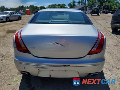 Zdjęcie 6 z 12 samochodu: 2012 JAGUAR XJ VIN:SAJWA1CB9CLV23502 - miniatura