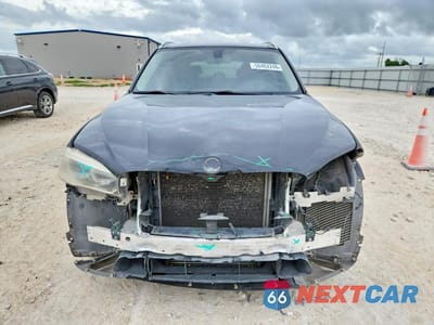 Piąte zdjęcie samochodu w środku: 2014 BMW X5 VIN:5UXKR0C50E0K49586 - miniatura