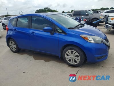 Czwarte zdjęcie samochodu z boku: 2017 NISSAN VERSA NOTE SV VIN:3N1CE2CP0HL379439 - miniatura