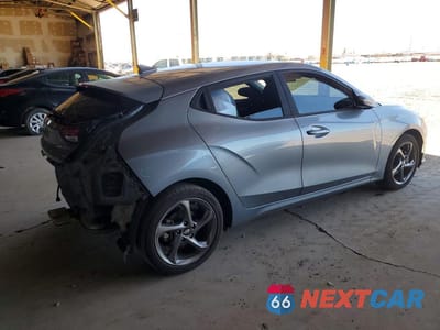 Trzecie zdjęcie samochodu z tyłu: 2019 HYUNDAI VELOSTER 2.0L VIN:KMHTG6AF8KU016338 - miniatura