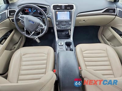 Zdjęcie 8 z 13 samochodu: 2019 FORD FUSION SEL FWD VIN:3FA6P0CD2KR219555 - miniatura