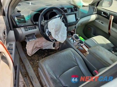 Zdjęcie 8 z 12 samochodu: 2011 TOYOTA HIGHLANDER HYBRID LIMITED VIN:JTEDC3EH0B2000141 - miniatura