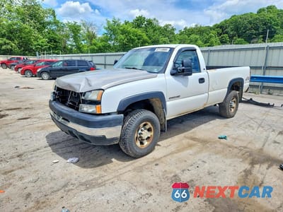 2006 CHEVROLET SILVERADO K2500 HEAVY DUTY 1GCHK24U26E147101 - główne zdjęcie licytacji z USA - miniatura