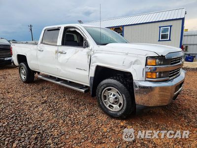 Czwarte zdjęcie samochodu z boku: 2015 CHEVROLET SILVERADO K2500 HEAVY DUTY VIN:1GC1KUEG9FF633663 - miniatura