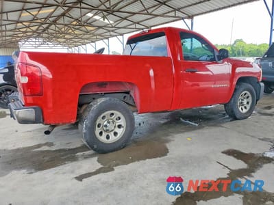 Trzecie zdjęcie samochodu z tyłu: 2010 CHEVROLET SILVERADO C1500 VIN:1GCPCPEX2AZ266881 - miniatura