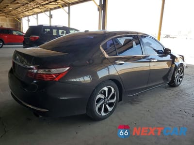 Trzecie zdjęcie samochodu z tyłu: 2017 HONDA ACCORD EX VIN:1HGCR2F79HA099265 - miniatura
