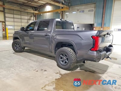 Drugie zdjęcie samochodu z przodu: 2025 TOYOTA TUNDRA SR5 VIN:5TFLA5DB8SX261664 - miniatura
