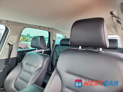 Zdjęcie 10 z 13 samochodu: 2011 VOLKSWAGEN TOUAREG V6 VIN:WVGFF9BP5BD000753 - miniatura