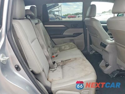 Zdjęcie 10 z 12 samochodu: 2016 TOYOTA HIGHLANDER LE PLUS VIN:5TDBKRFHXGS307722 - miniatura