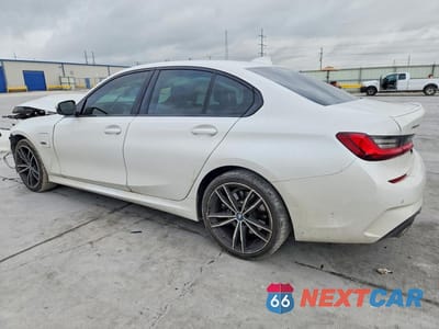 Drugie zdjęcie samochodu z przodu: 2022 BMW 330E VIN:3MW5P7J04N8C52966 - miniatura