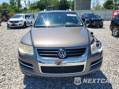 Piąte zdjęcie samochodu w środku: 2008 VOLKSWAGEN TOUAREG 2 V6 VIN:WVGBE77L28D038977 - miniatura