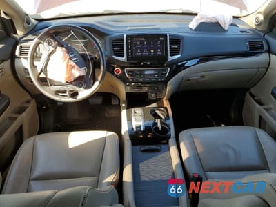 Zdjęcie 8 z 14 samochodu: 2016 HONDA PILOT TOURING VIN:5FNYF6H97GB126052 - miniatura