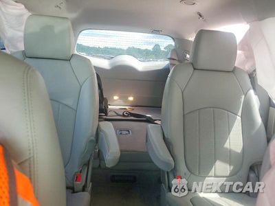 Zdjęcie 10 z 13 samochodu: 2017 BUICK ENCLAVE VIN:5GAKRBKD2HJ188666 - miniatura