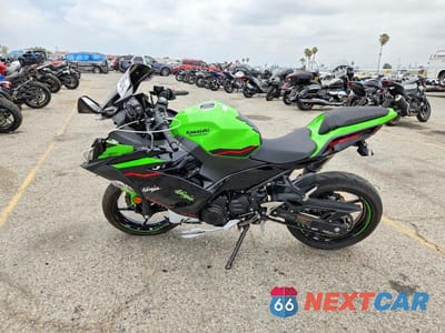 Trzecie zdjęcie samochodu z tyłu: 2022 KAWASAKI EX400 VIN:JKAEXKG16NDAH2695 - miniatura