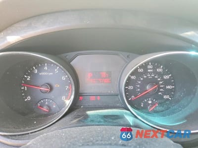 Zdjęcie 9 z 13 samochodu: 2018 KIA SEDONA L VIN:KNDMA5C15J6409836 - miniatura