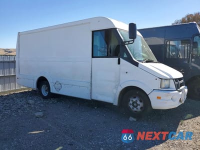 Czwarte zdjęcie samochodu z boku: 2013 ISUZU NPR VIN:JALB4T172D7W01089 - miniatura