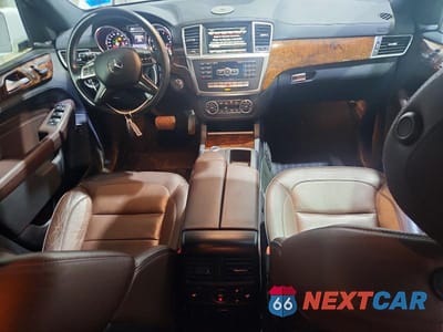 Zdjęcie 8 z 13 samochodu: 2014 MERCEDES-BENZ ML 550 4MATIC VIN:4JGDA7DB7EA292844 - miniatura