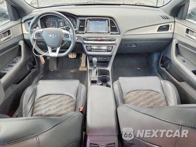 Zdjęcie 8 z 12 samochodu: 2018 HYUNDAI SONATA SPORT+ VIN:5NPE34AF9JH718979 - miniatura