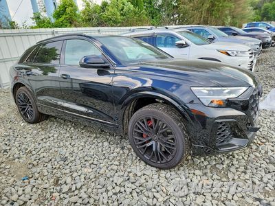 Czwarte zdjęcie samochodu z boku: 2024 AUDI SQ8 PREMIUM PLUS VIN:WA1AWBF10RD014270 - miniatura