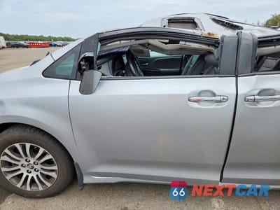 Zdjęcie 7 z 12 samochodu: 2019 TOYOTA SIENNA XLE 8-PASSENGER VIN:5TDYZ3DC5KS980517 - miniatura