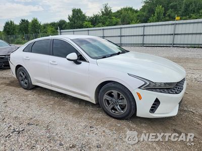 Czwarte zdjęcie samochodu z boku: 2021 KIA K5 LXS VIN:5XXG14J29MG066859 - miniatura