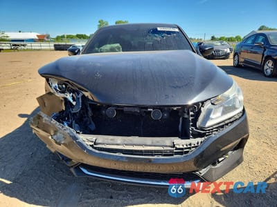 Piąte zdjęcie samochodu w środku: 2016 HONDA ACCORD SPORT VIN:1HGCR2F5XGA034387 - miniatura