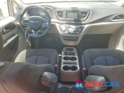 Zdjęcie 8 z 14 samochodu: 2022 CHRYSLER VOYAGER LX VIN:2C4RC1CGXNR204931 - miniatura