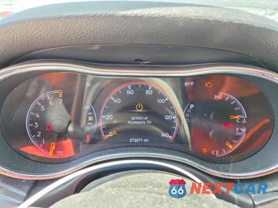 Zdjęcie 9 z 13 samochodu: 2014 JEEP GRAND CHEROKEE LIMITED VIN:1C4RJFBG5EC502087 - miniatura