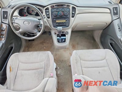 Zdjęcie 8 z 13 samochodu: 2001 TOYOTA HIGHLANDER BASE VIN:JTEHF21A610014003 - miniatura