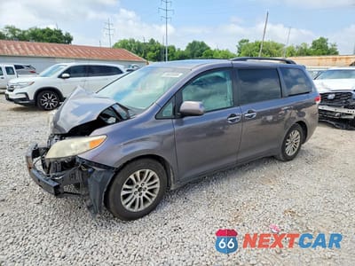 2012 TOYOTA SIENNA XLE 8-PASSENGER 5TDYK3DC8CS259677 - główne zdjęcie licytacji z USA - miniatura