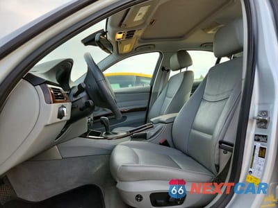 Zdjęcie 7 z 13 samochodu: 2011 BMW 328 I VIN:WBAPH7C56BE682473 - miniatura